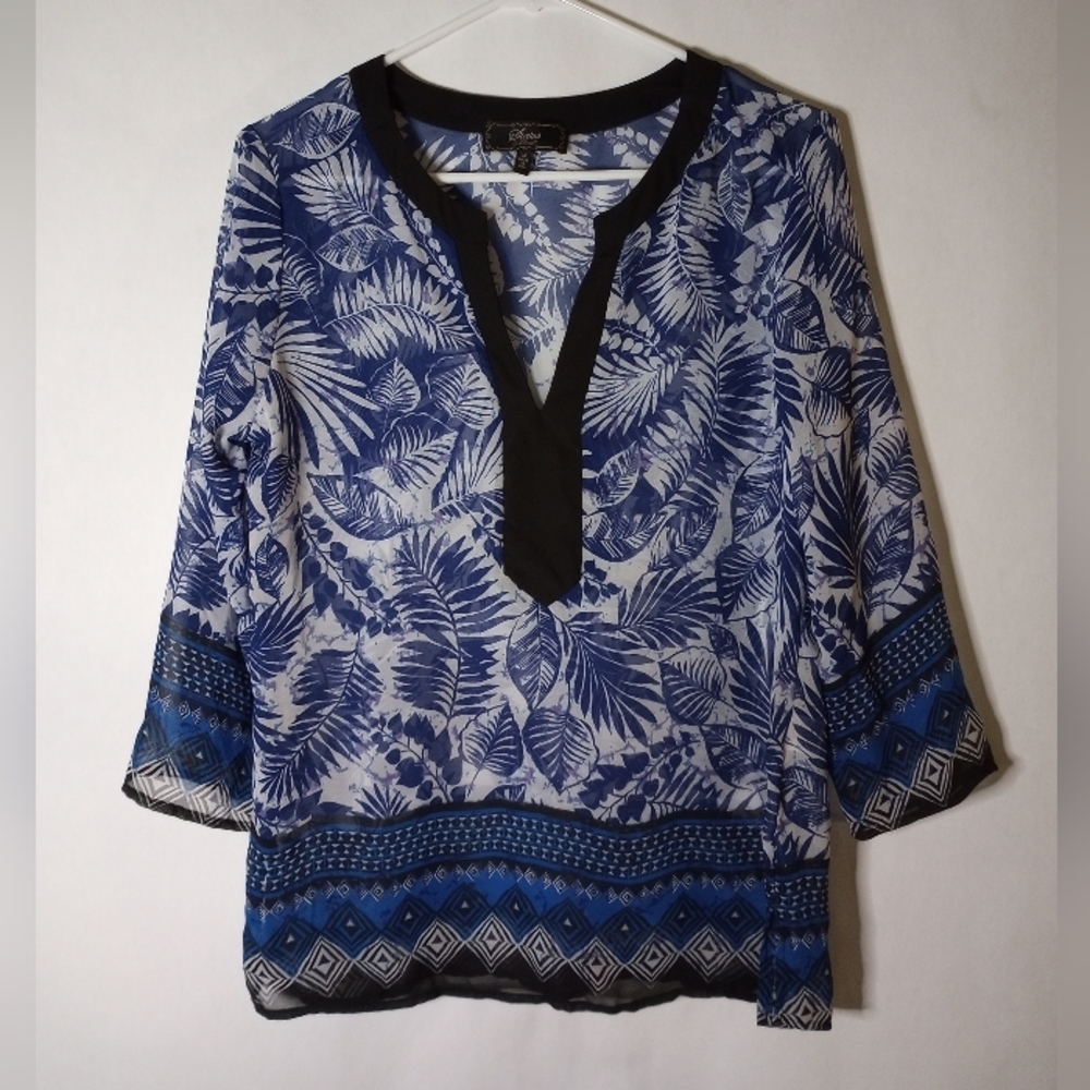 Status by Chenault sheer top size medium